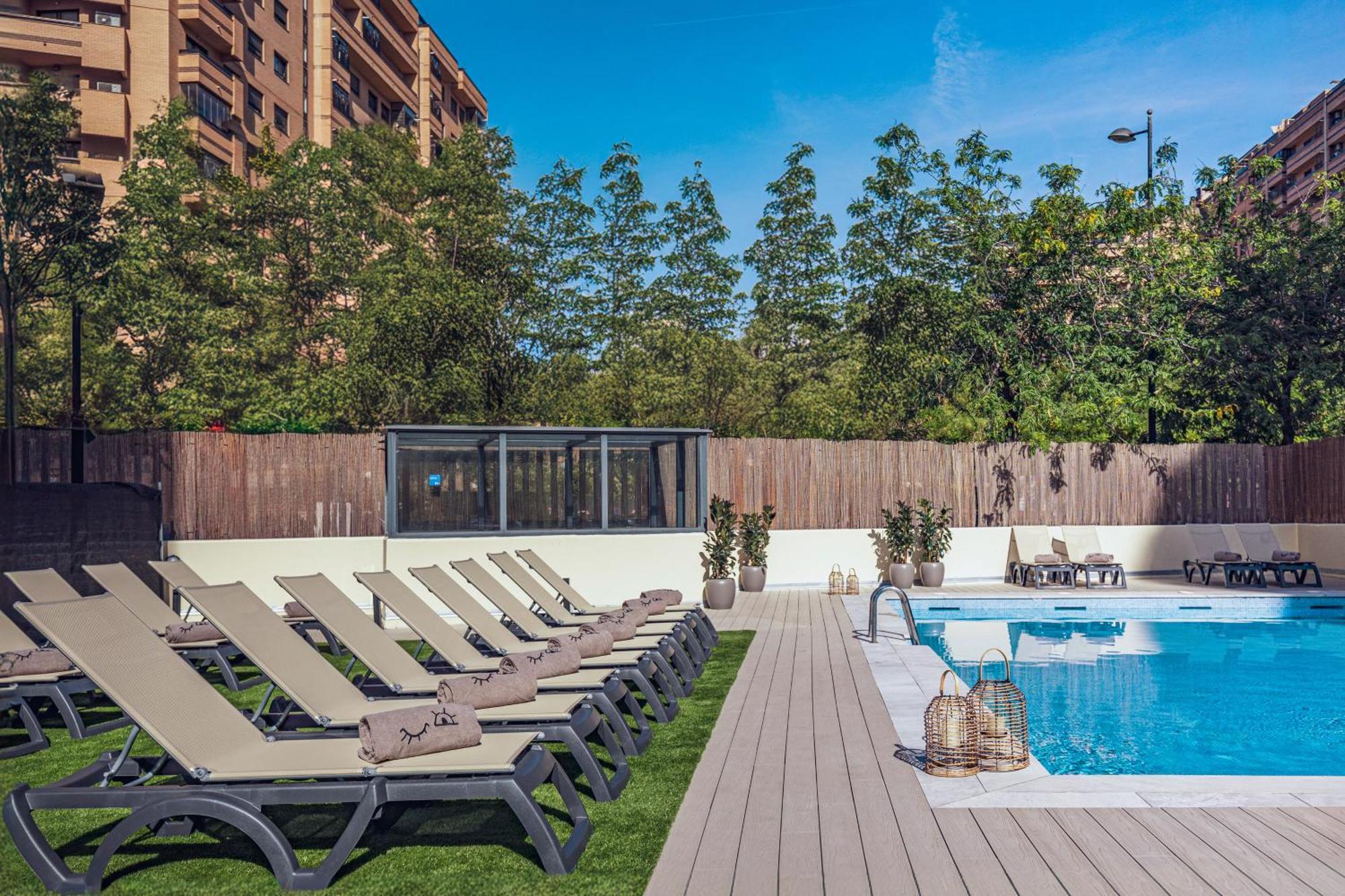 Innside By Melia Valencia Oceanic Luaran gambar