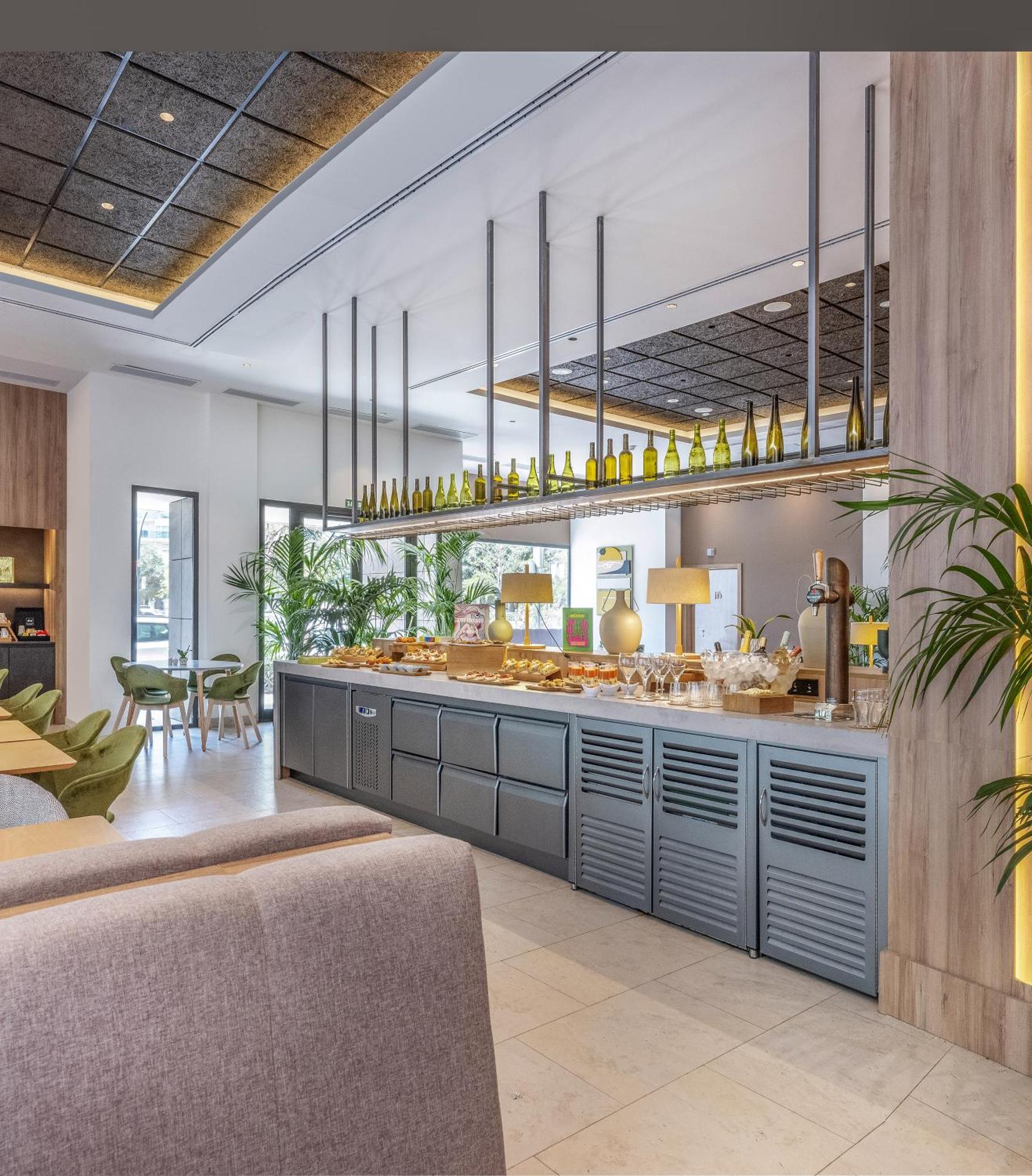 Innside By Melia Valencia Oceanic Luaran gambar