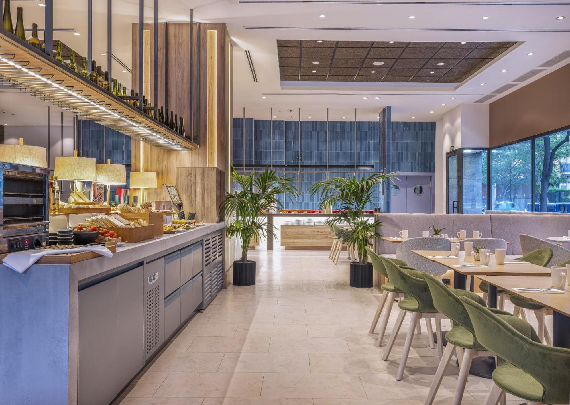 Innside By Melia Valencia Oceanic Luaran gambar