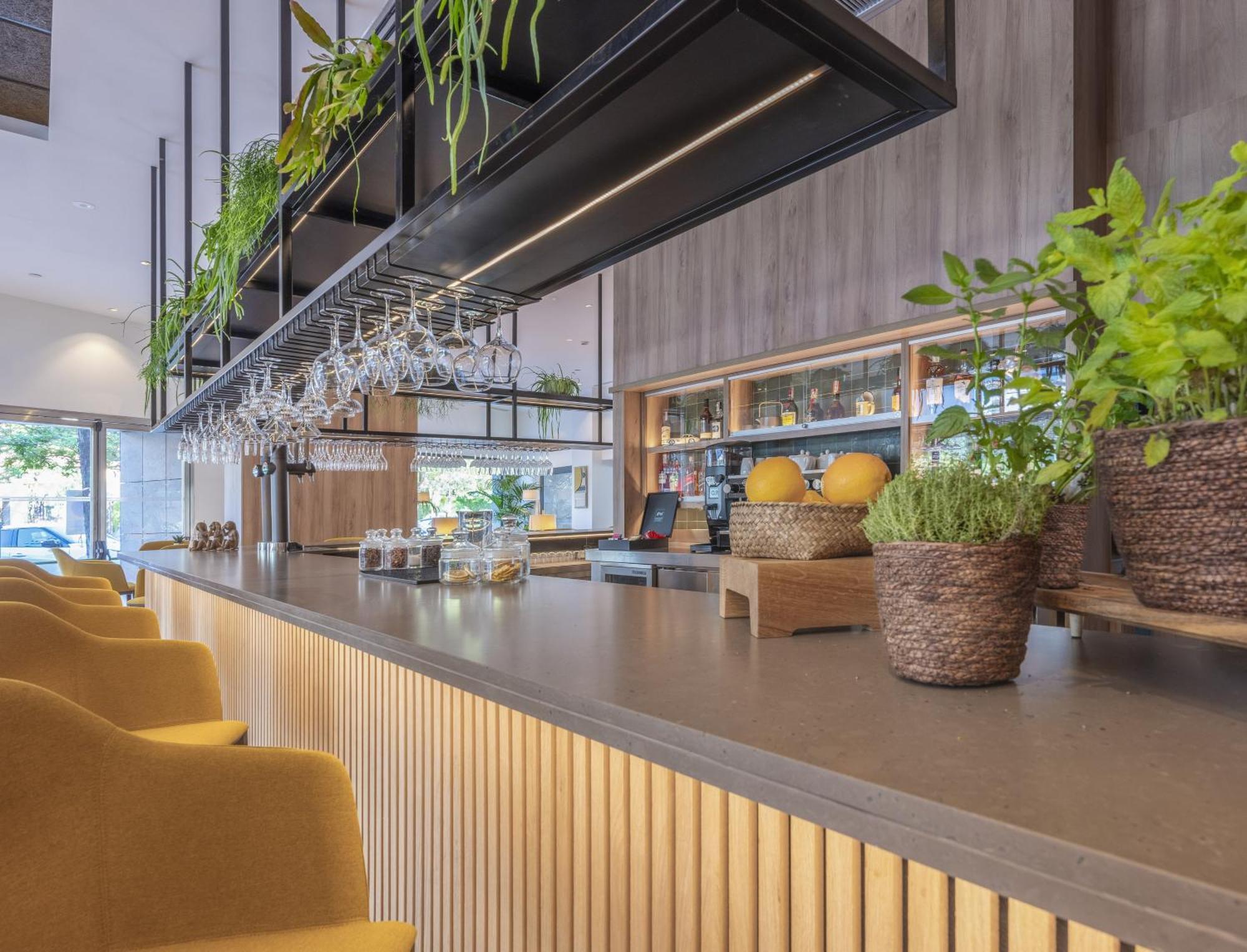Innside By Melia Valencia Oceanic Luaran gambar