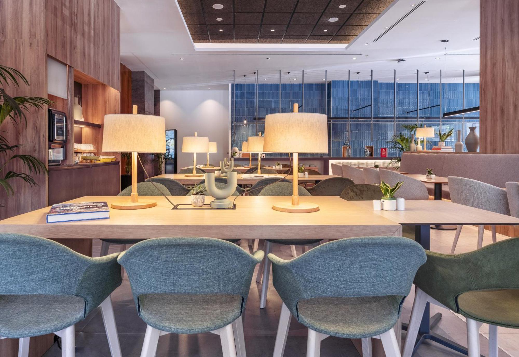 Innside By Melia Valencia Oceanic Luaran gambar