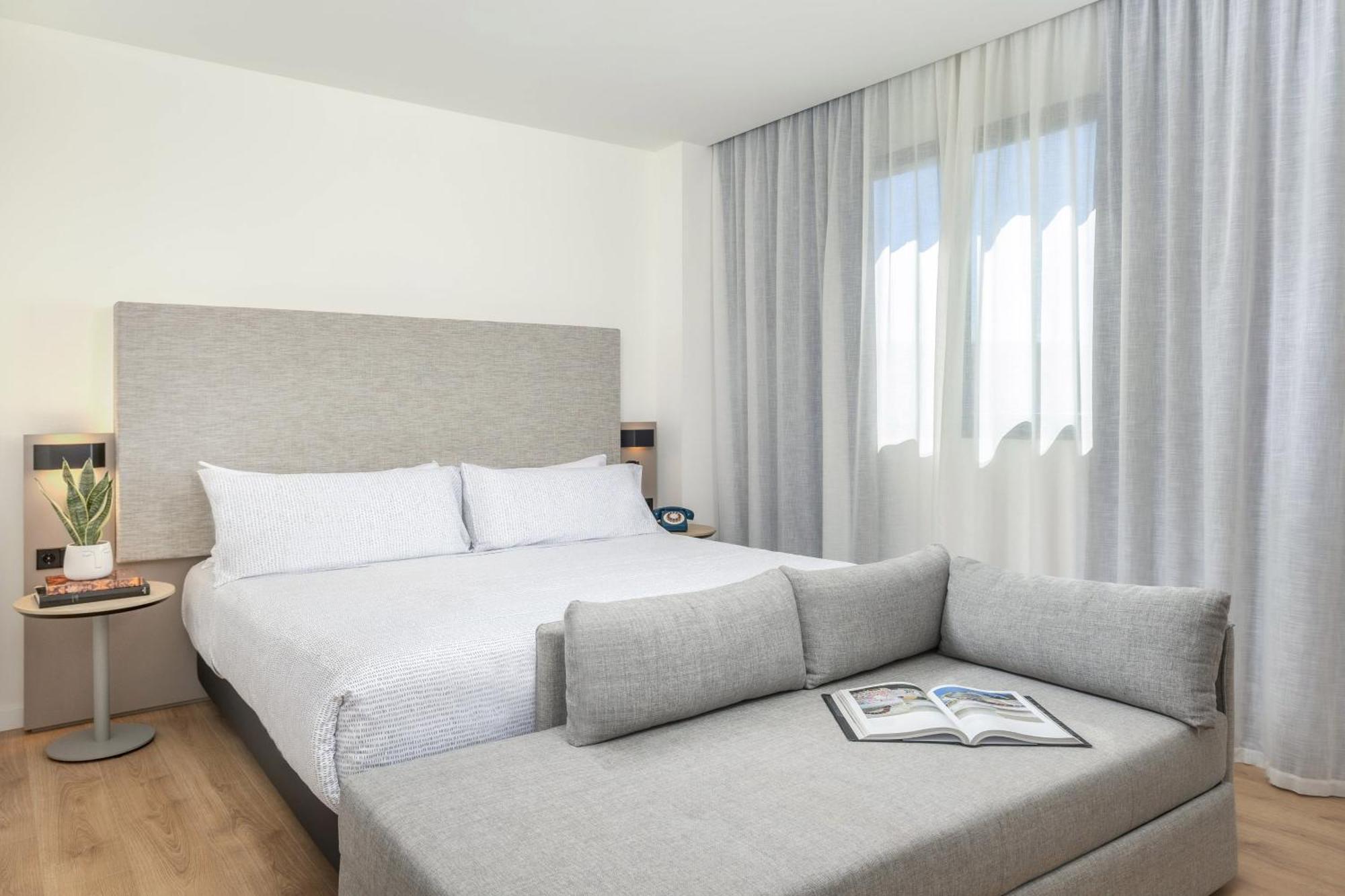 Innside By Melia Valencia Oceanic Luaran gambar