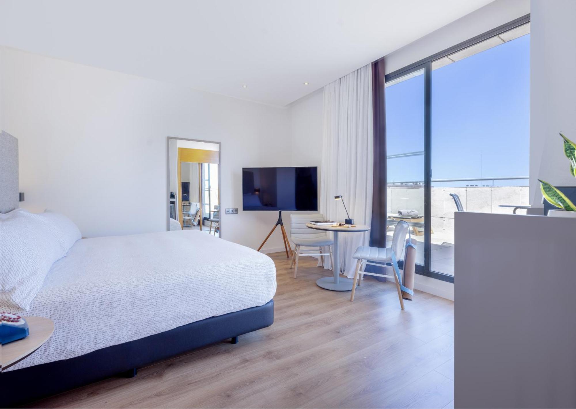 Innside By Melia Valencia Oceanic Luaran gambar