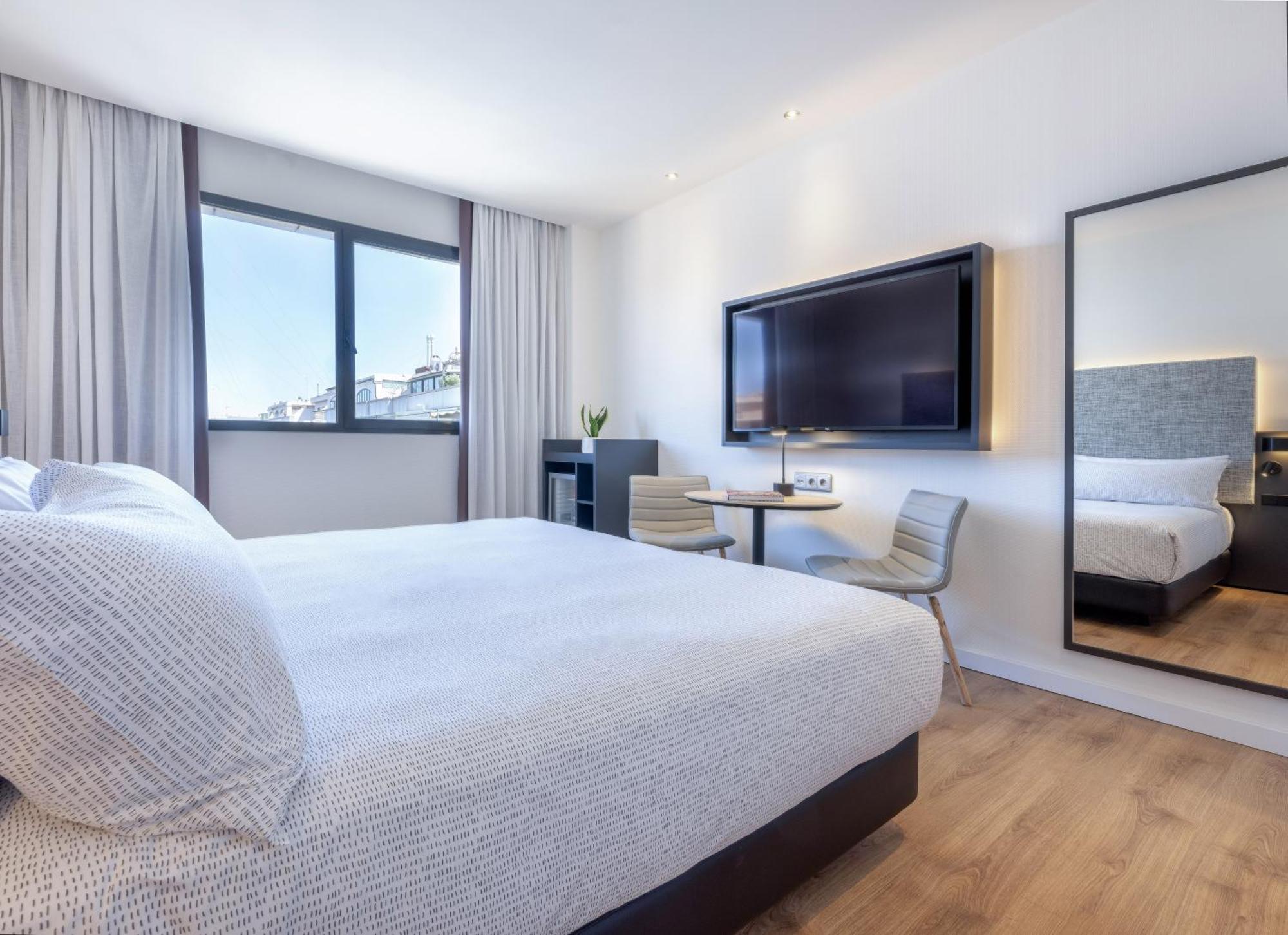 Innside By Melia Valencia Oceanic Luaran gambar